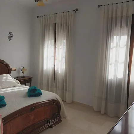 Casa Luna Toro Algodonales